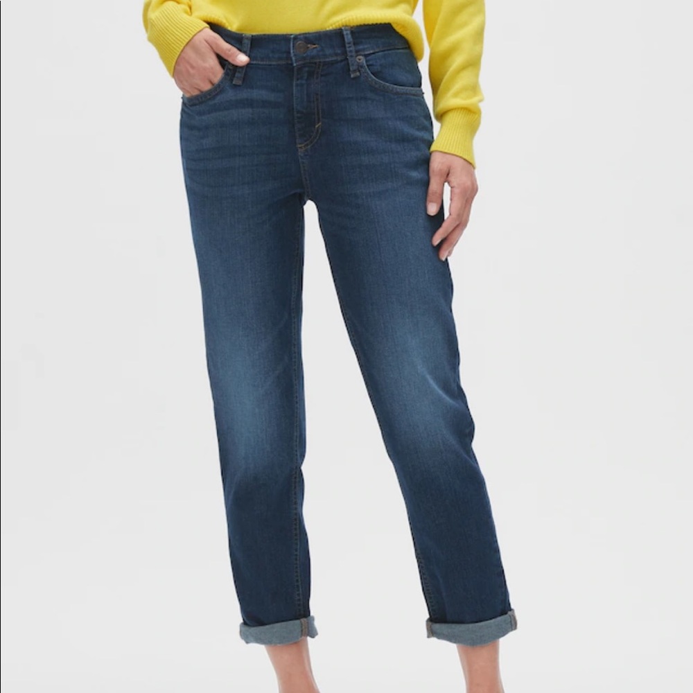 NWOT Banana Republic  Dark Wash Girlfriend Jean